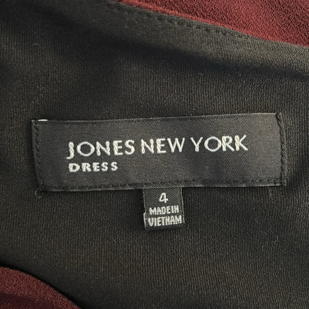 Jones New York Burgundy V-Neck Special Occasion Gathered Waist Maxi Dress Size 4 - Picture 6 of 7